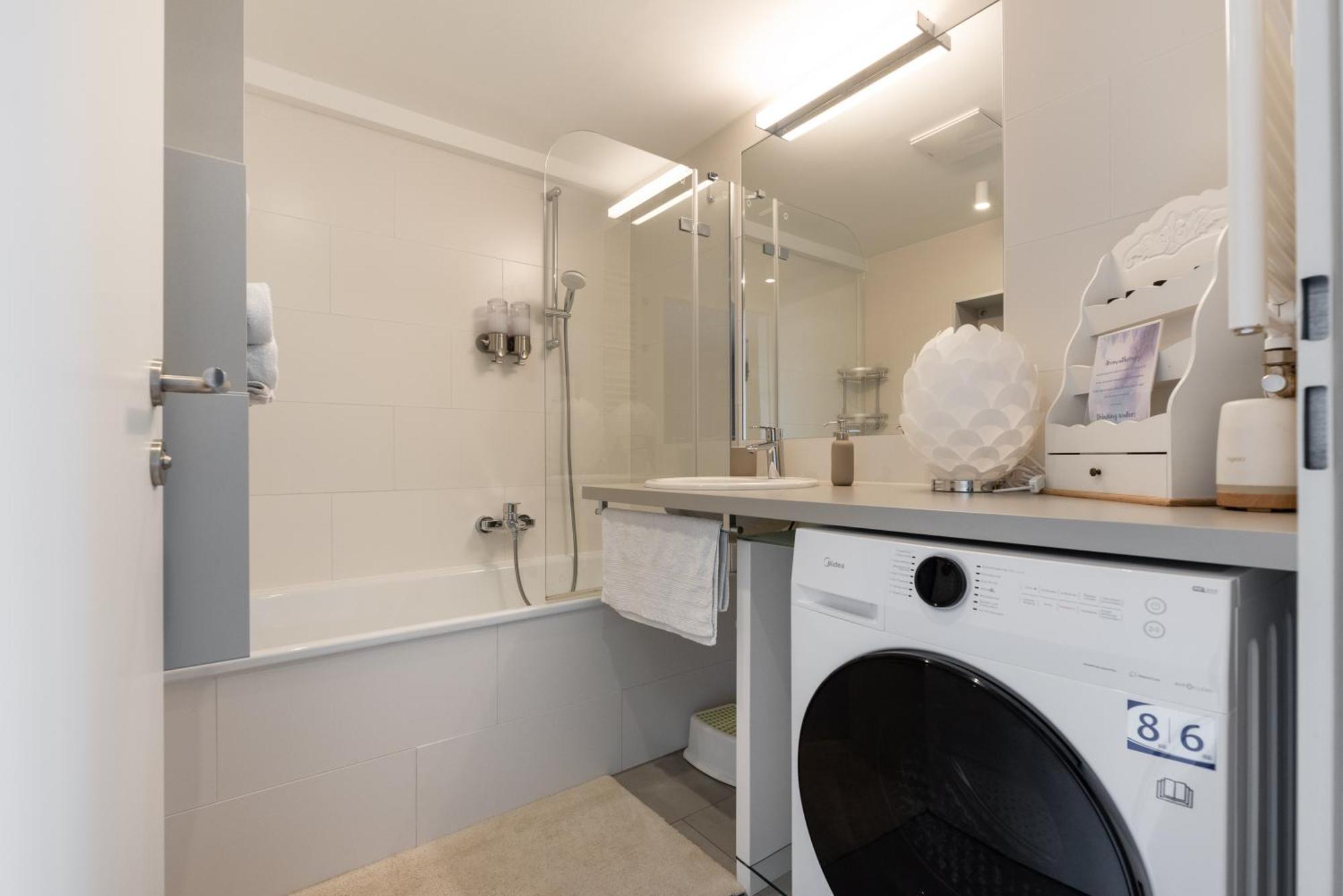 Apartament Luxurious Living With Beautiful Terrace *