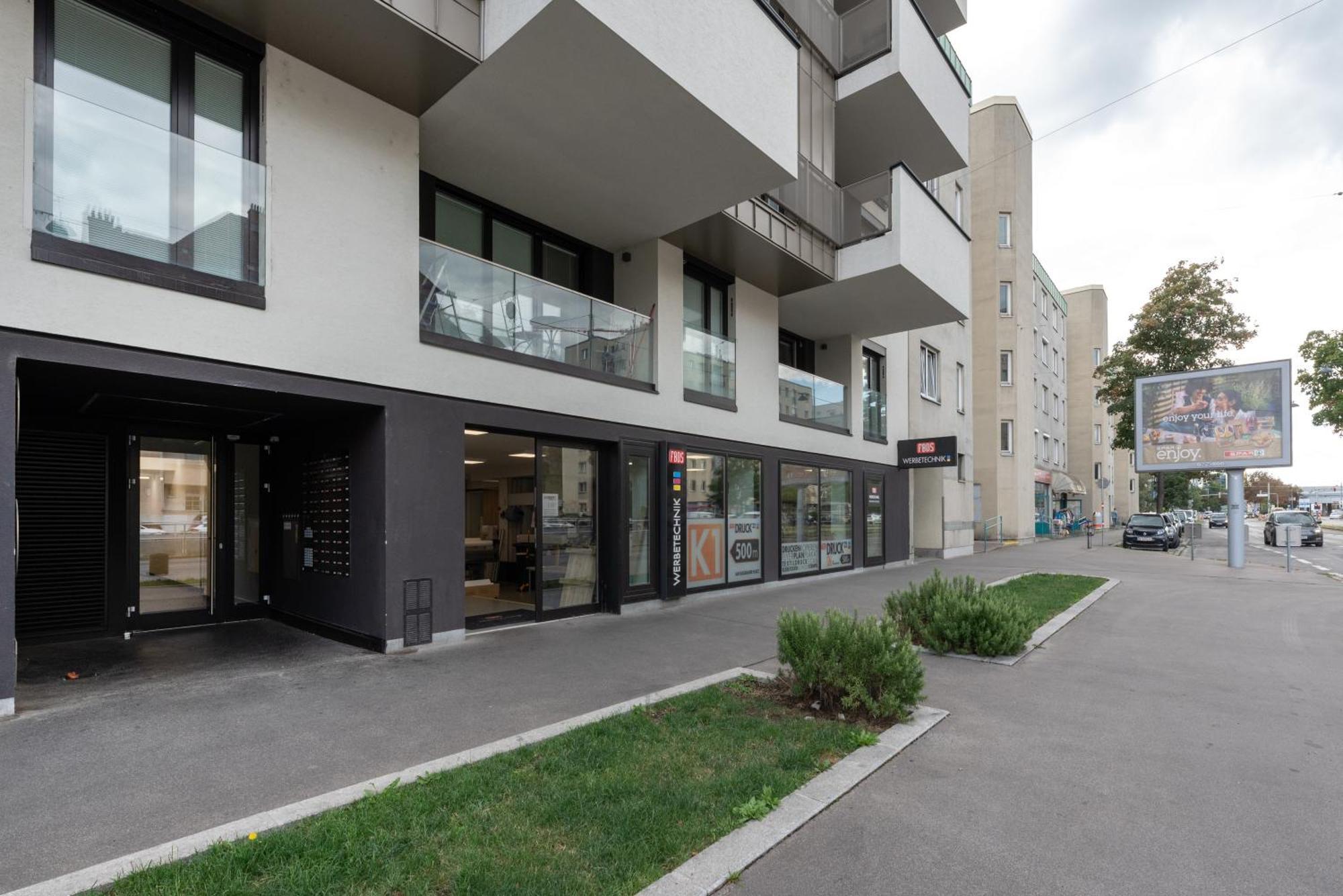 Luxurious Living With Beautiful Terrace Apartament Viena