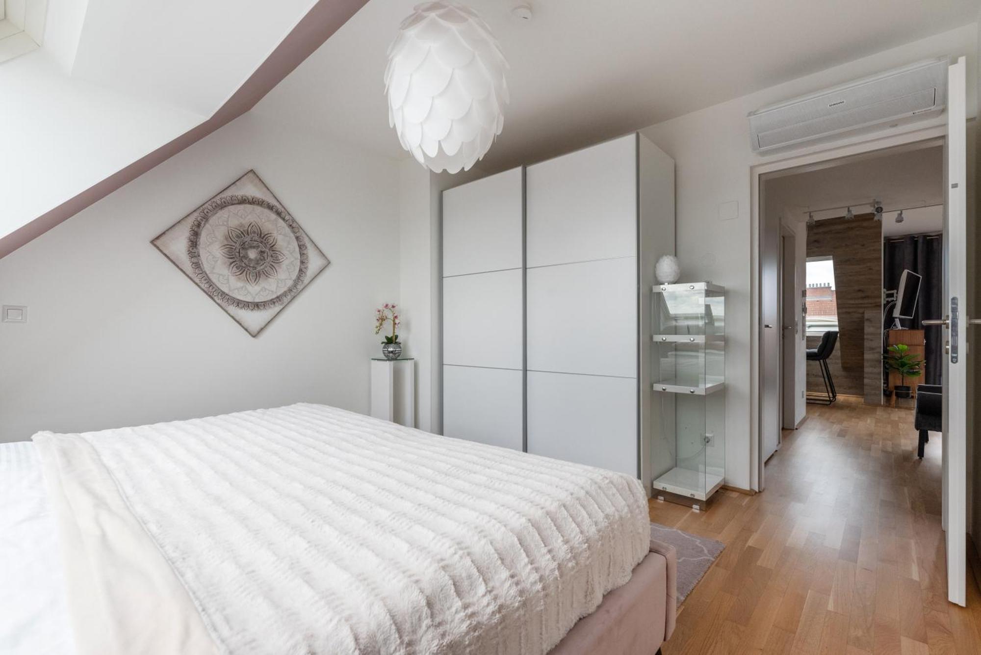 Apartament Luxurious Living With Beautiful Terrace Viena