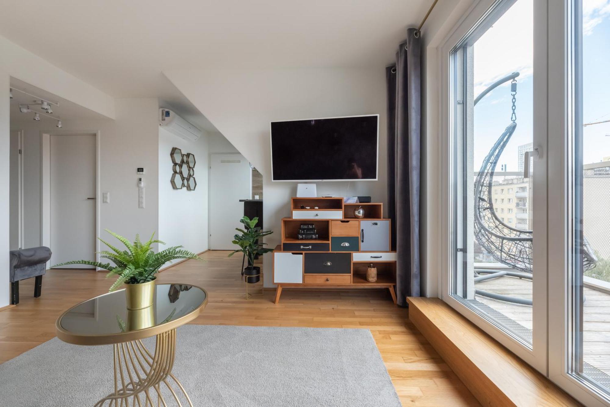 Luxurious Living With Beautiful Terrace * Viena